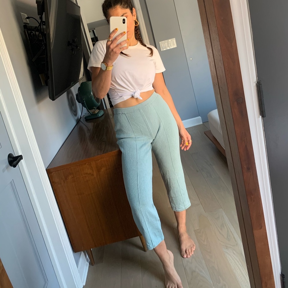 St John Knits Powder Blue Capri Knit pants